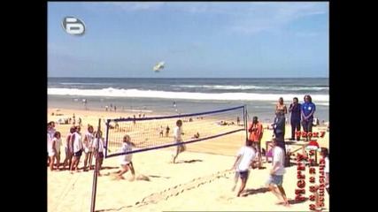 Рекордите На Гинес - 27.12.08г. - Най-Много Последователни Паса На Плажен Волейбол - High-Quality