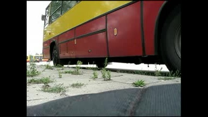 Икарус потегля:)