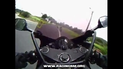 Honda Cbr250rr (onboard) Aprilia Sxv 550 @ Cabo da Roca [www.keepvid.com]