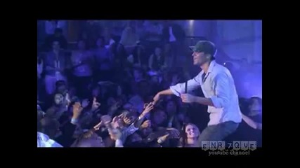 Enrique Iglesias - Somebodys me (live)