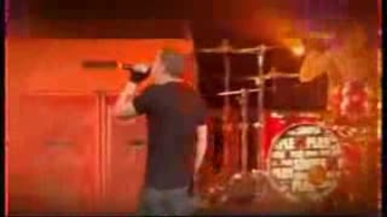 Simple Plan - Welcome to my life(live)