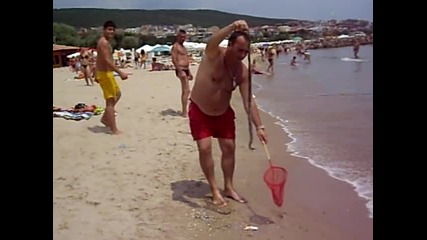 Спасителна акция "змия на плажа" - Свети Влас 2011г.