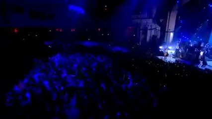 Rihanna - Wait You Turn ( Live ) Nokia Concert 