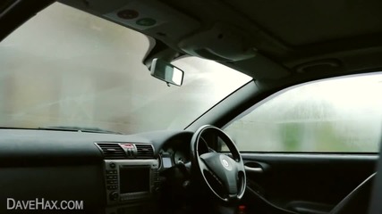 Как да спрем изпотяването на стъклата на автомобила