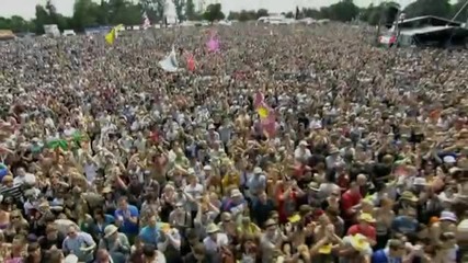 Girls Aloud - Jump (live at V Festival 2008)