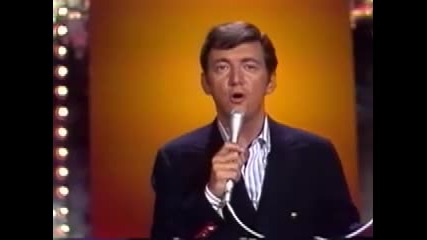 Bobby Darin sings Beyond the Sea 