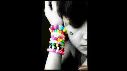 { Emo }