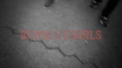 Boys Like Girls - Stuck In The Middle + Превод