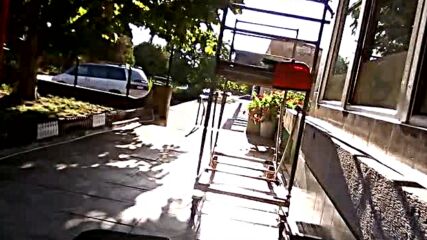 Vid_20230828_174843.3gp