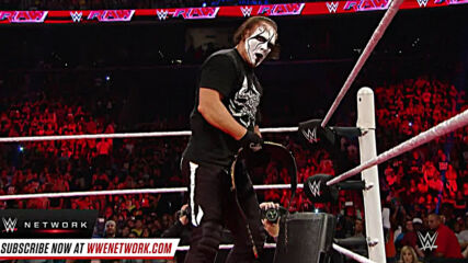 Sting spoils the reveal of Seth Rollins’ statue: Raw, August 24, 2015