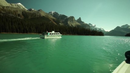 Чудната почивка в Blue River - В сърцето на Blue River с туристическата яхта