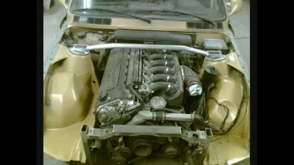 Най - лудата кола!!!bmw M3 E30