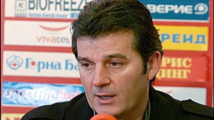 Емил Костадинов: Нямам думи, играем необяснимо слабо
