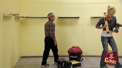 ... Подигравка с хората ... :x