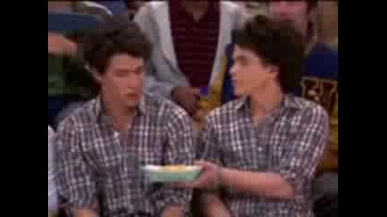 Jonas Brothers - Keep it real 