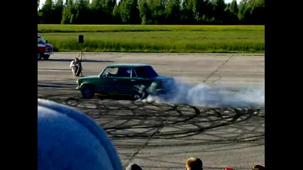 Lada Vaz 2101 burnout challenge 2 