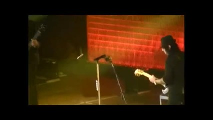 Three Days Grace - I Hate Everything About You (live 2010) 