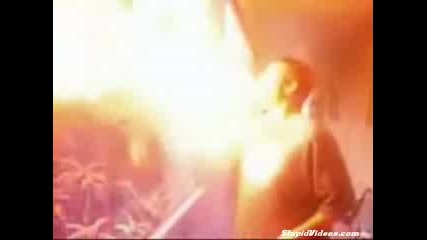 Несполучлив Опит За Огнено Шоу