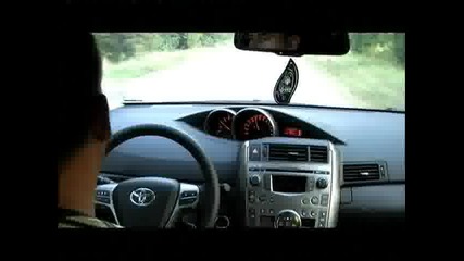 test toyota verso 