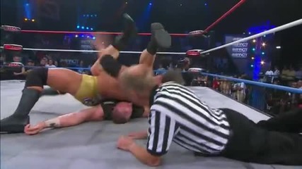 Double R Spinebuster - Bobby Roode