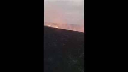 Гори вилна постройка в село Алдомировци, край Сливница