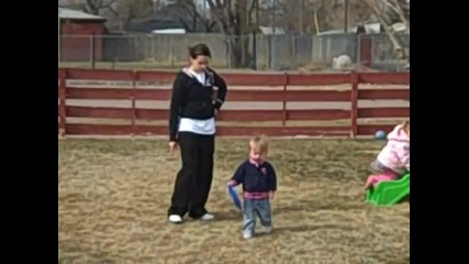 Frisbee Tramp Poop amp David (3 18 09 - 14) 