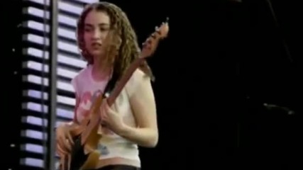 Best Female Bass player in the world Tal Wilkenfeld Jamming with Jeff Beck
