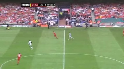 Steven Gerrard - little bit of magic 