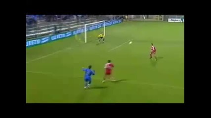 Robert Acquafresca - goals and skill 