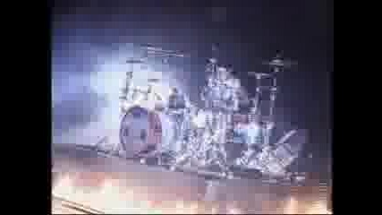 Travis Barker - Drum Solo (live Mtv2)