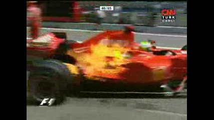 Felipe Massa pit stop