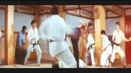 Bruce Lee - Брус Ли някой от най -добрите му бойни сцени в киното !