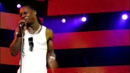 Lil Wayne изпълнява Let The Beat Build на Americas Most Wanted Tour 28.08.09