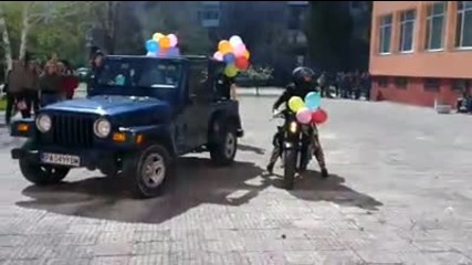 Kanim si klasnata 12j (partyy)