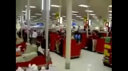 Коледно пазаруване при намаление в Target 