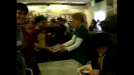 Terry Pratchett Signing