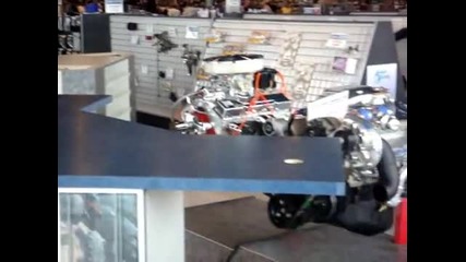 Cascavelense acelerando um Chevrolet Camaro Ss V8 pela Flori 