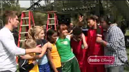 Bella Thorne, Zendaya More - Disney Friends for Change Games Dance Battle Dance Moves [www.keepvid.c