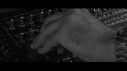 Swedish House Mafia -don't You Worry Child (live)
