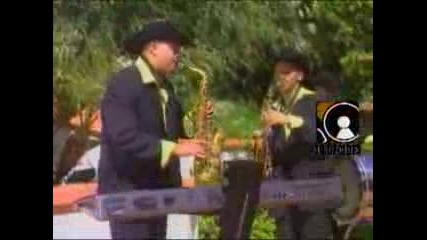 Alacranes Musical - A Cambio De Que