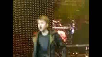 Justin Bieber - Never Say Never ( Berlin Live )