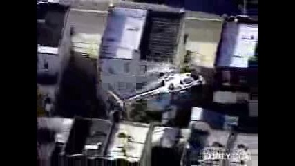Хеликоптър Ре Разбива В Cграда
