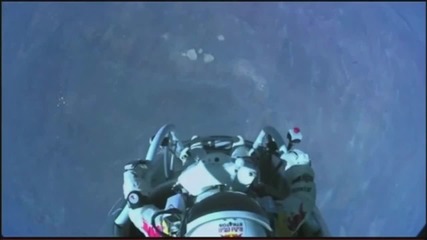 Felix Baumgartner - Freefall From The Edge Of Space - Видео от шлема