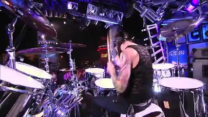 Ozzy Osbourne Performs Crazy Train