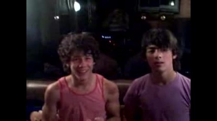 Nick Jonas & Joe Jonas - show