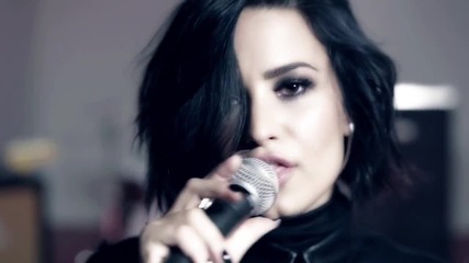 Fall Out Boy - Irresistible feat. Demi Lovato ( Официално Видео )