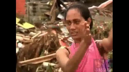 Оцелели от потопа в Самоа - Вълните стигаха до жиците за ток 