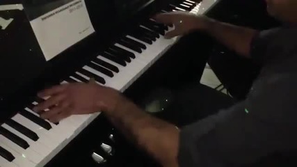 Пианист - виртуоз