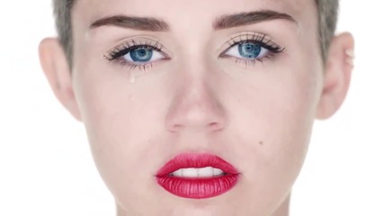 Miley Cyrus - Wrecking Ball ( Director's Cut) ( Официално Видео )