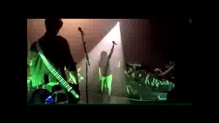 Demi Lovato - Party (live in Gramercy)